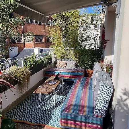Flat Montmartre Terrace! *